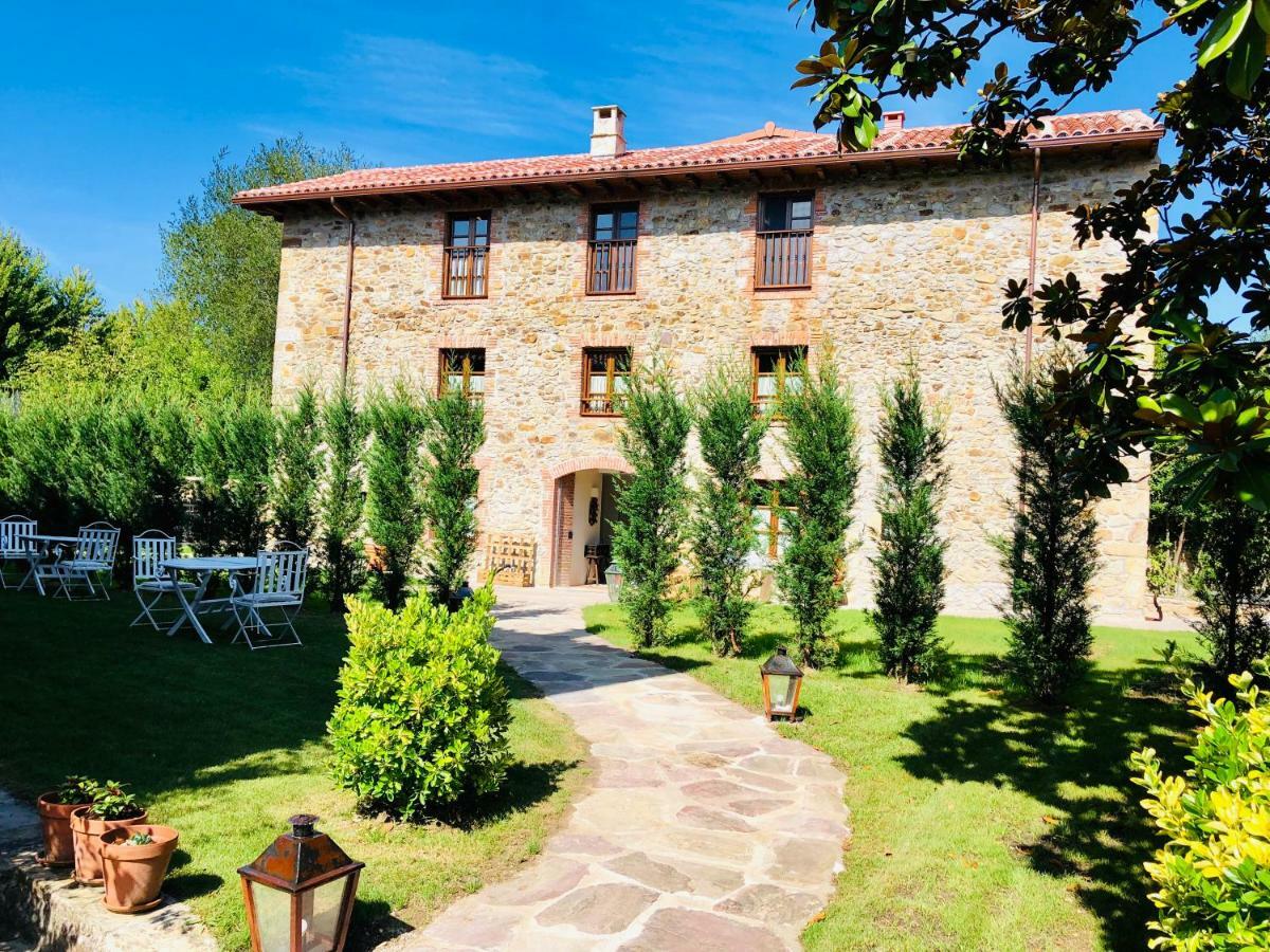 Posada La Torre De La Quintana Liendo Eksteriør bilde
